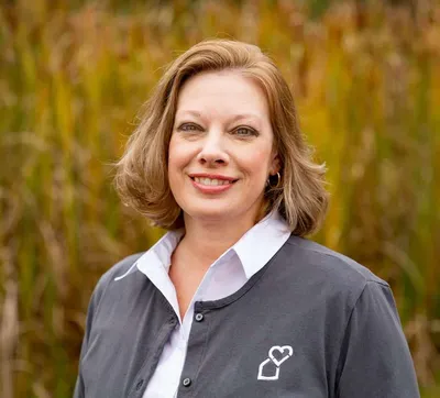 Tracey Duque, BA, AA